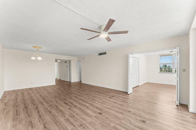 3100 NE 48th Court 415, Lighthouse Point, FL 33064