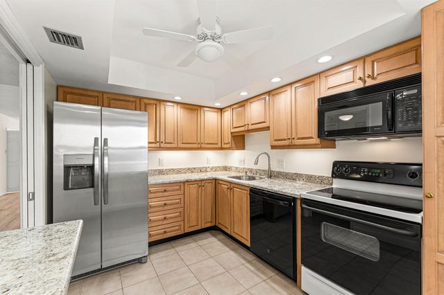 3100 NE 48th Court 415, Lighthouse Point, FL 33064