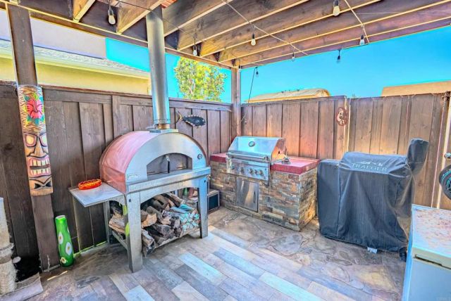 569 Delaware St, Imperial Beach, CA 91932