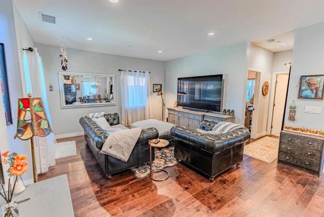 569 Delaware St, Imperial Beach, CA 91932