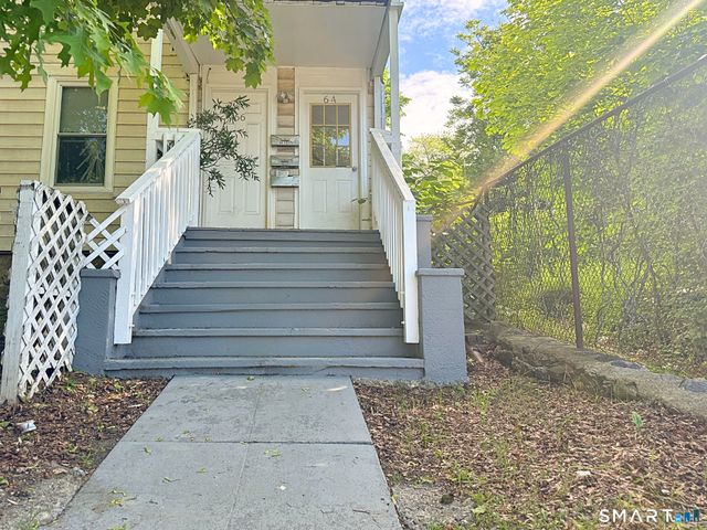 64 Dikeman Street 2nd Floor, Waterbury, CT 06704