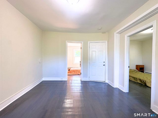 64 Dikeman Street 2nd Floor, Waterbury, CT 06704