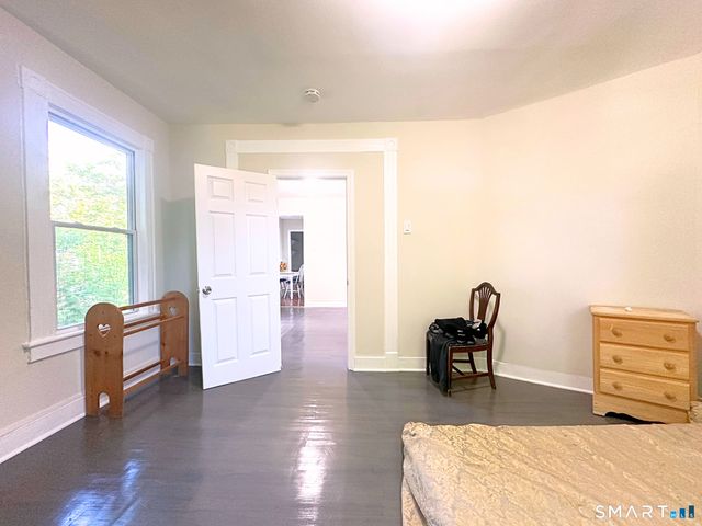 64 Dikeman Street 2nd Floor, Waterbury, CT 06704