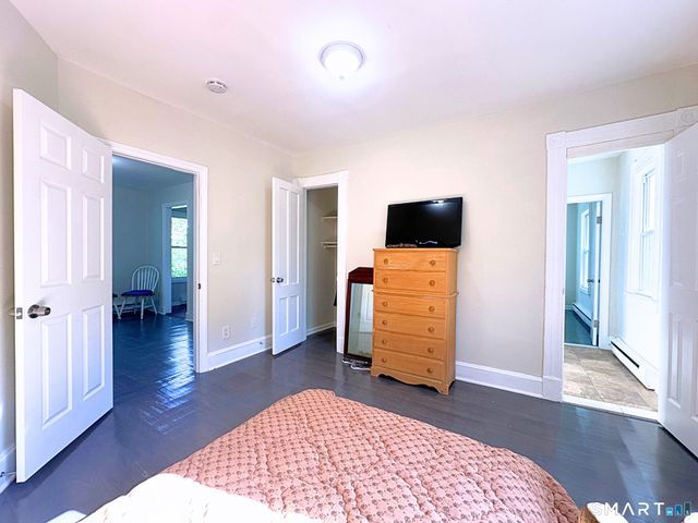 64 Dikeman Street 2nd Floor, Waterbury, CT 06704