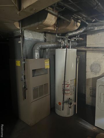 16150 Sorrento Street, Detroit, MI 48235