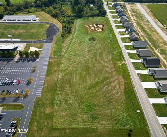 3 Cook Rd, Crossville, TN 38571