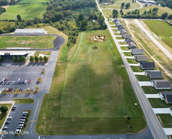 3 Cook Rd, Crossville, TN 38571