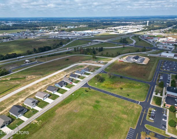 3 Cook Rd, Crossville, TN 38571