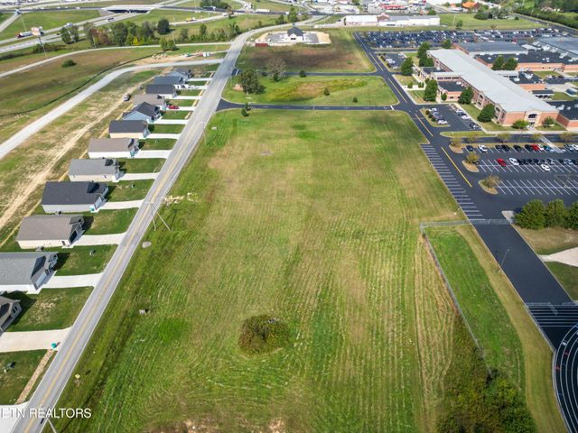 3 Cook Rd, Crossville, TN 38571