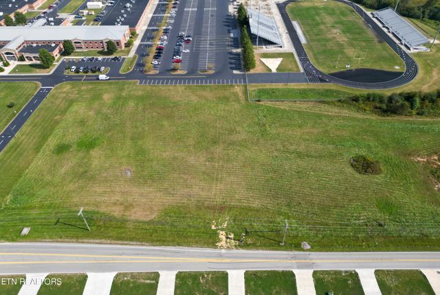 3 Cook Rd, Crossville, TN 38571