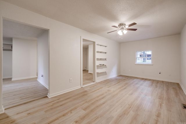 6823 Foxfire Drive, Benton, AR 72019