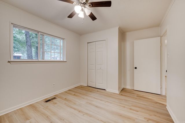 6823 Foxfire Drive, Benton, AR 72019