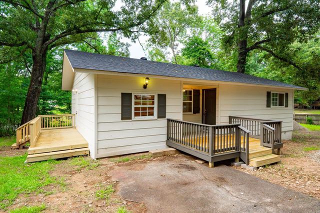 6823 Foxfire Drive, Benton, AR 72019