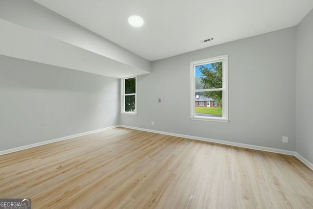 210 Meadow Run, Peachtree City, GA 30269