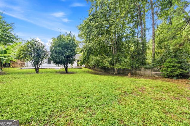 210 Meadow Run, Peachtree City, GA 30269