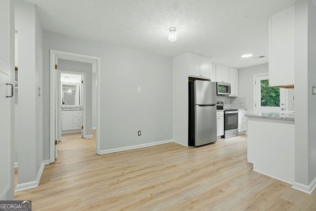 210 Meadow Run, Peachtree City, GA 30269
