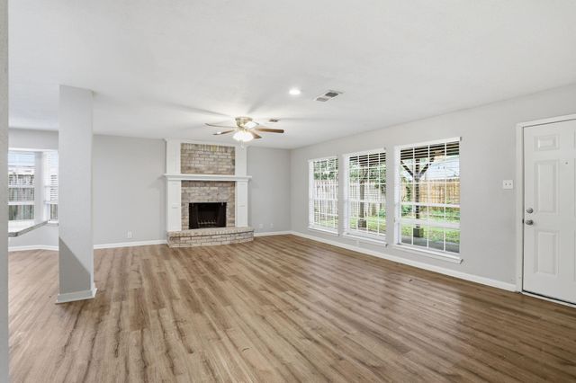 313 Bois D Arcade Drive, Conroe, TX 77301
