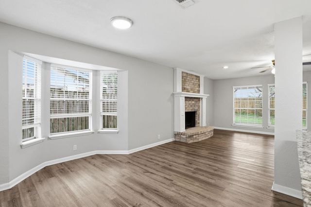 313 Bois D Arcade Drive, Conroe, TX 77301