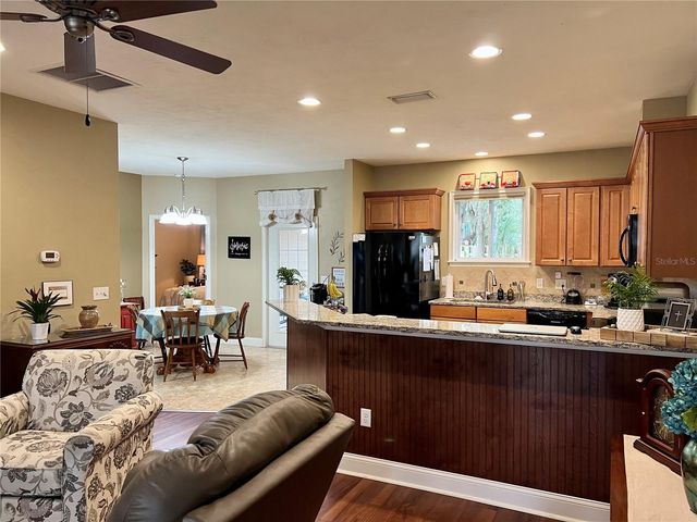 16636 NW 194TH TERRACE, High Springs, FL 32643