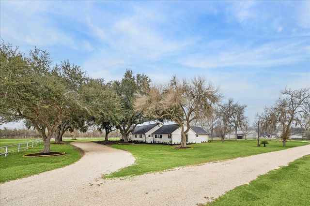 6911 Oak Lane, Fulshear, TX 77406