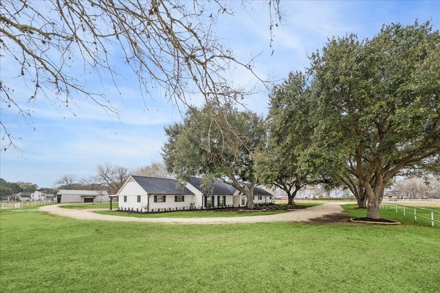6911 Oak Lane, Fulshear, TX 77406