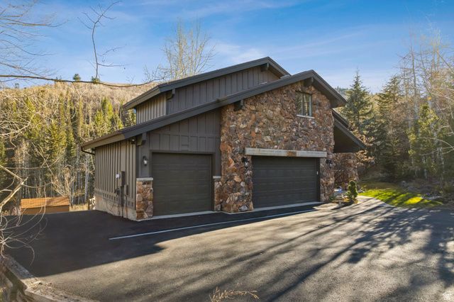 7294 N PINEBROOK RD, Park City, UT 84098