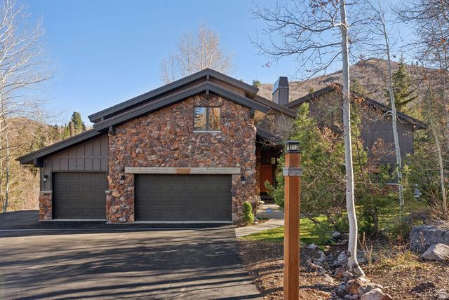 7294 N PINEBROOK RD, Park City, UT 84098