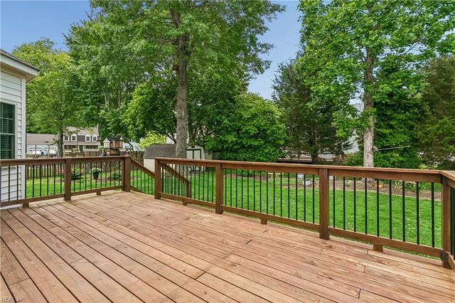 348 Lynchburg DR, Newport News, VA 23606