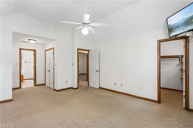 348 Lynchburg DR, Newport News, VA 23606