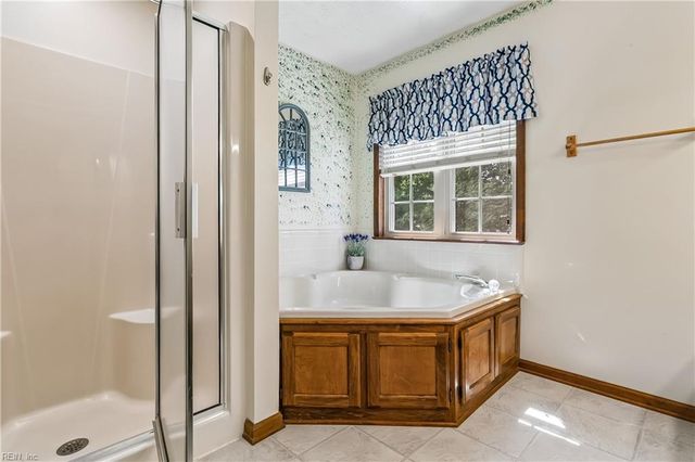 348 Lynchburg DR, Newport News, VA 23606