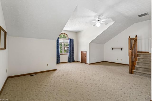 348 Lynchburg DR, Newport News, VA 23606