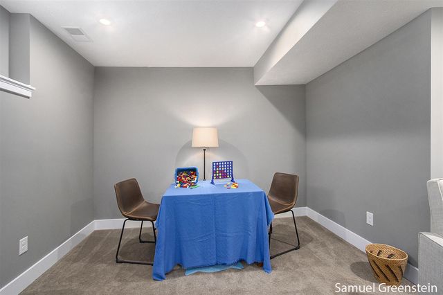 4728 Macatawa Legends Boulevard 19, Holland, MI 49424