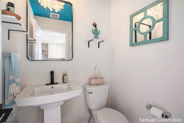 4728 Macatawa Legends Boulevard 19, Holland, MI 49424