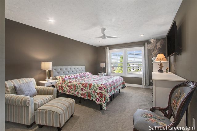 4728 Macatawa Legends Boulevard 19, Holland, MI 49424