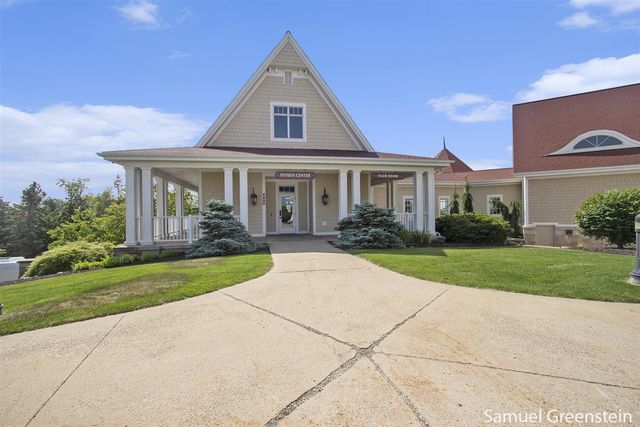 4728 Macatawa Legends Boulevard 19, Holland, MI 49424