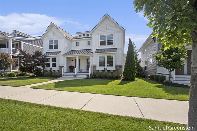 4728 Macatawa Legends Boulevard 19, Holland, MI 49424