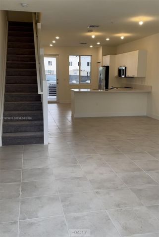 6455 NW 103rd Pl 102, Doral, FL 33178