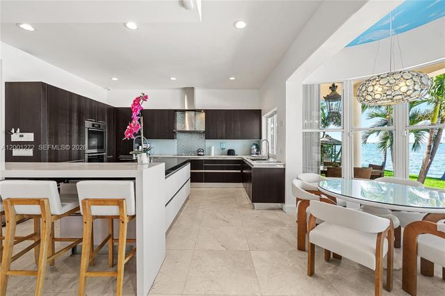 1575 Stillwater Dr, Miami Beach, FL 33141