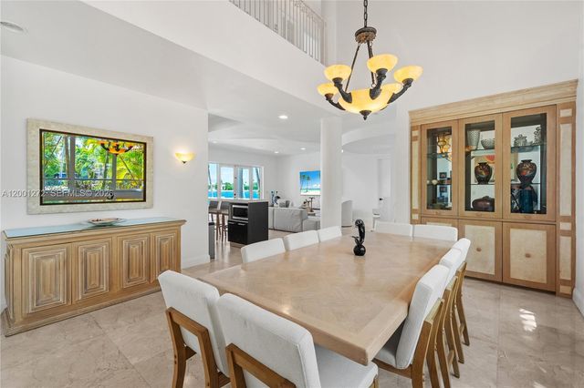 1575 Stillwater Dr, Miami Beach, FL 33141