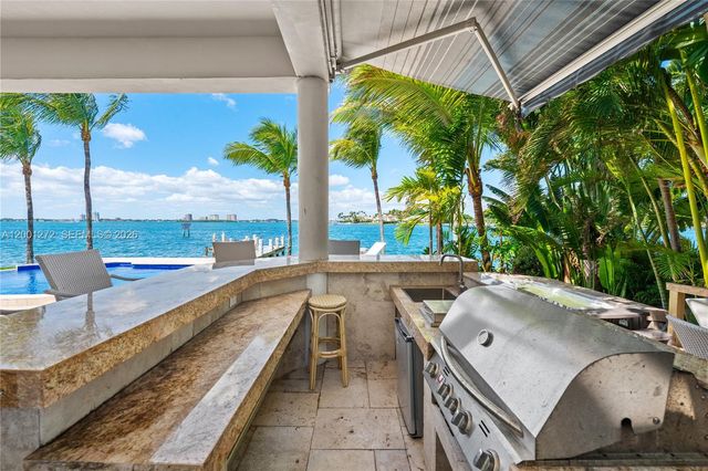 1575 Stillwater Dr, Miami Beach, FL 33141