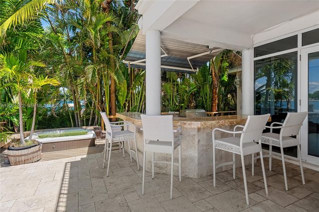 1575 Stillwater Dr, Miami Beach, FL 33141