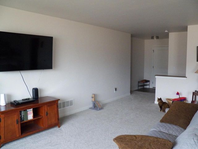 1023 McNish COURT, Sheboygan Falls, WI 53085