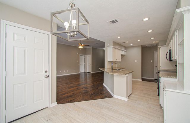 1717 Cantrell Boulevard, Conroe, TX 77301