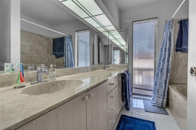 11055 SW 129th Court, Miami, FL 33186