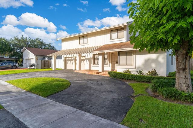 11055 SW 129th Court, Miami, FL 33186