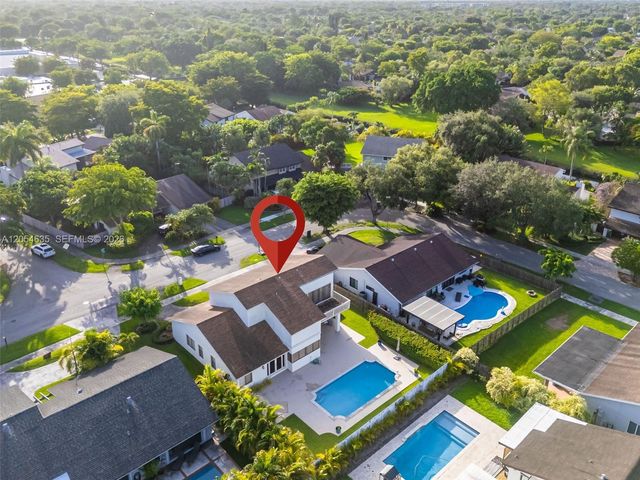 11055 SW 129th Court, Miami, FL 33186
