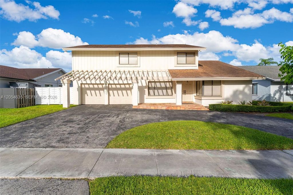 11055 SW 129th Court, Miami, FL 33186