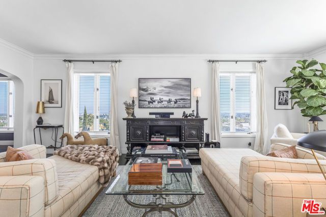 1424 N Crescent Heights Boulevard 51, West Hollywood, CA 90046