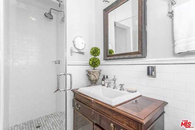 1424 N Crescent Heights Boulevard 51, West Hollywood, CA 90046