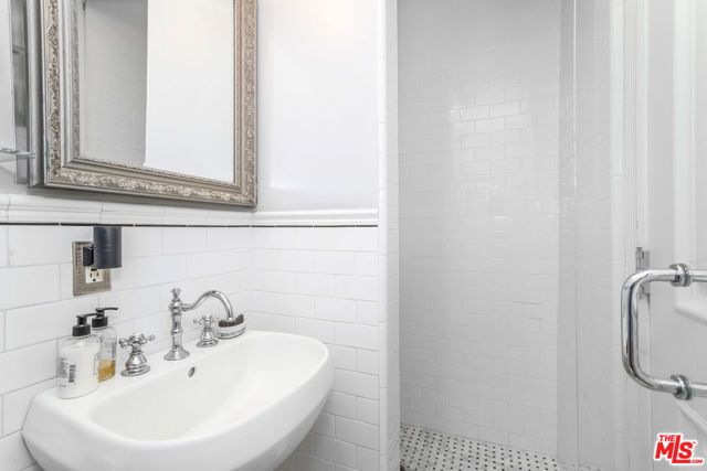 1424 N Crescent Heights Boulevard 51, West Hollywood, CA 90046